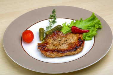 kavrulmuş domuz eti