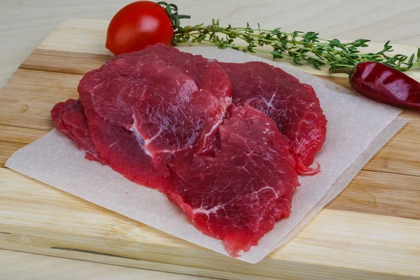 Raw beef — Stock Photo, Image