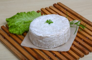 Camembert peyniri