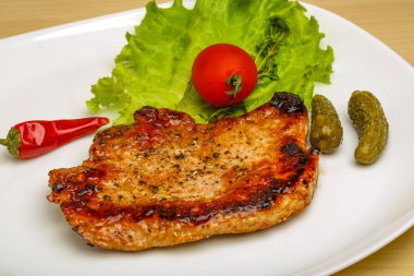 kavrulmuş domuz eti