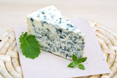 Dor mavi peyniri Fesleğenli