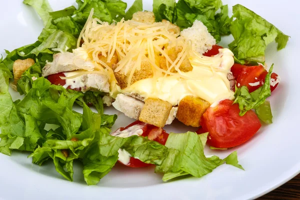 Caesar salade met kip — Stockfoto
