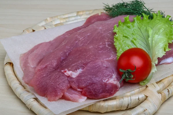 Raw pork schnitzel — Stock Photo, Image