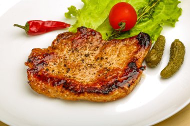 kavrulmuş domuz eti