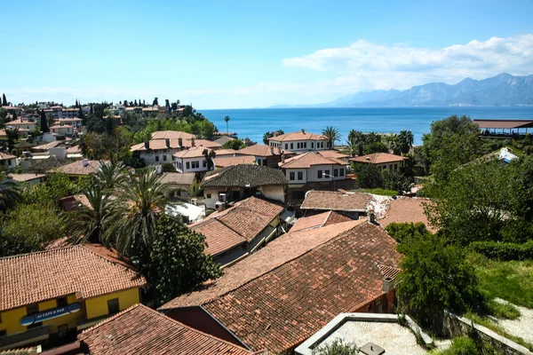 Antalya skyline da baixa — Fotografia de Stock