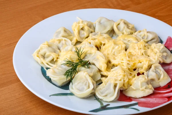 Russische dumplings met kaas — Stockfoto