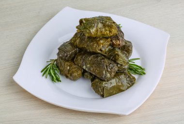 Yunan dolma yaprak