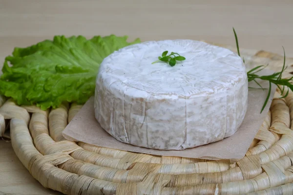 Camembert fromage aux herbes — Photo