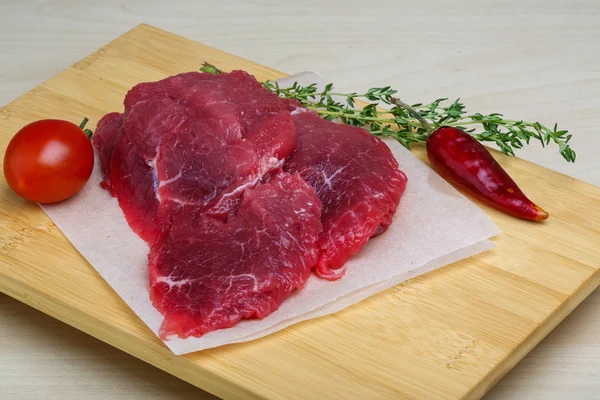 Raw beef steak — Stock Photo, Image