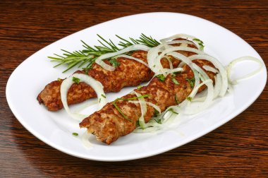 Soğan sığır eti kebabı