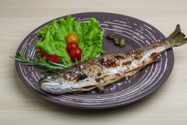 Rosemary ile Izgara Alabalık