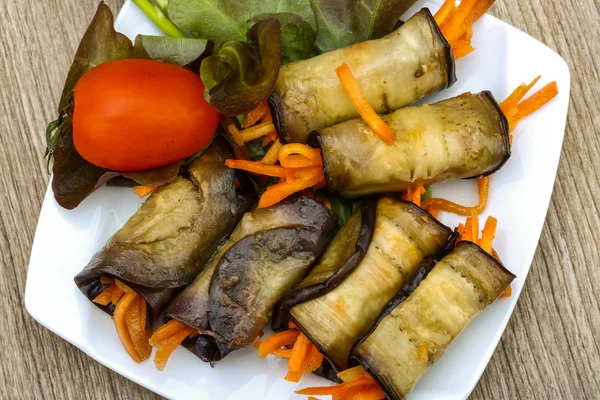 Eggplant rolls with carrot — Stock Photo, Image