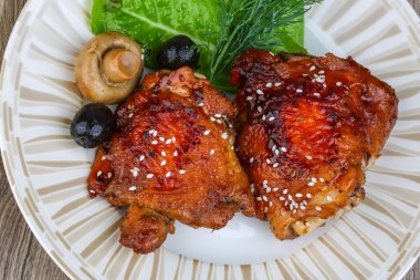 Teriyaki soslu tavuk uyluk