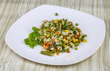 Sebze ile Meksika pirinç