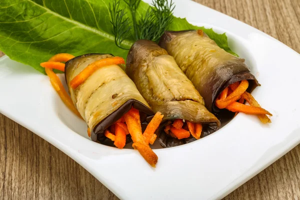 Eggplant rolls with carrot — Stock Photo, Image