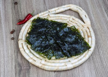 Nori deniz yosunu yaprak