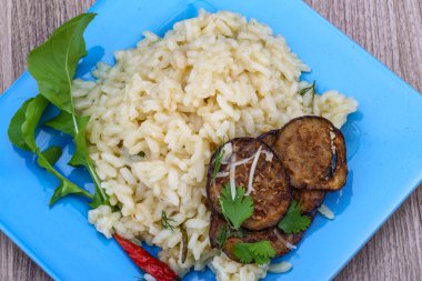 Patlıcan ve kişniş risotto