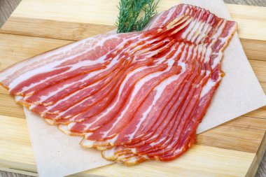 dilimlenmiş jambon