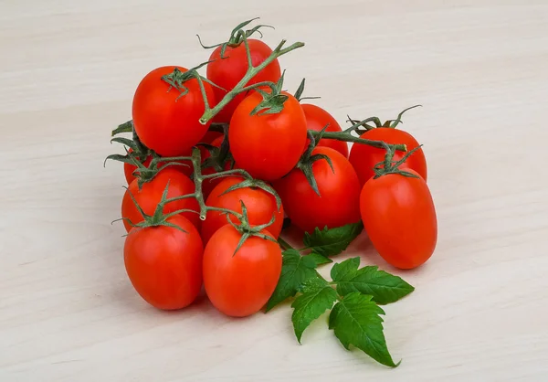 Tomate cereza — Foto de Stock