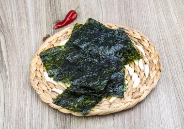 Nori deniz yosunu yaprak