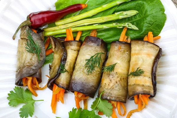 Eggplant rolls with carrot — Stock Photo, Image