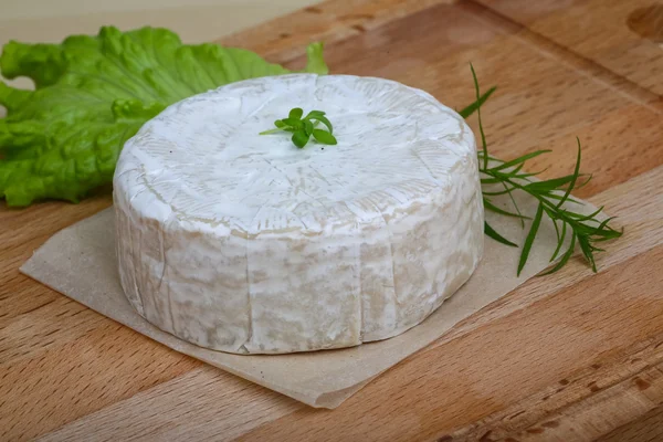 カマンベール チーズのブリー — ストック写真