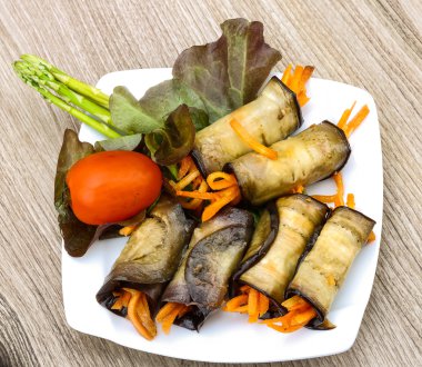 Havuç ile patlıcan böreği