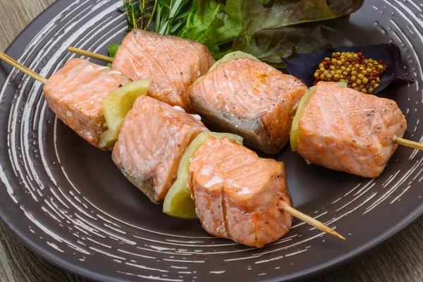 Spiedino di salmone — Foto Stock