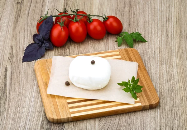 Fesleğenli Mozzarella peyniri