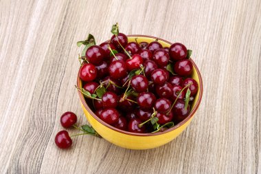taze Olgun Kiraz