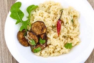 Patlıcan risotto