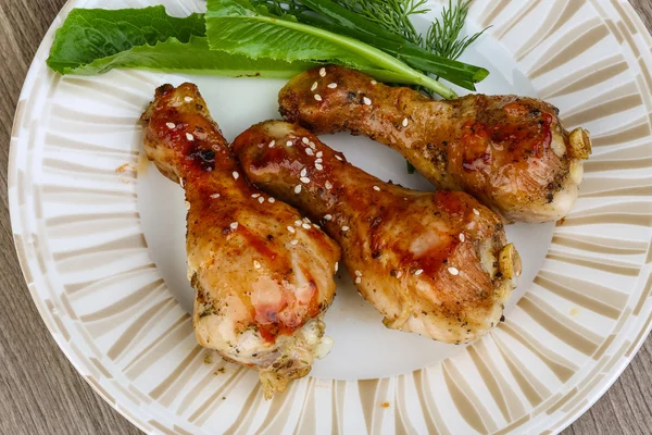 Patas de pollo a la parrilla —  Fotos de Stock