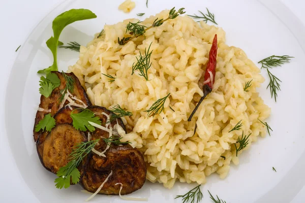 Risoto com berinjela — Fotografia de Stock