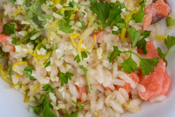 Risotto met zalm — Stockfoto