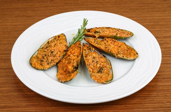 Mejillones al horno —  Fotos de Stock