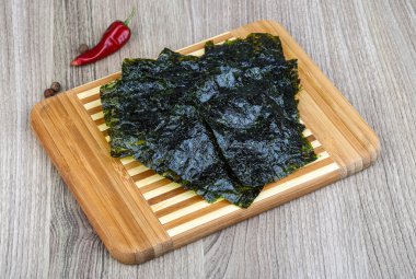 Nori deniz yosunu yaprak