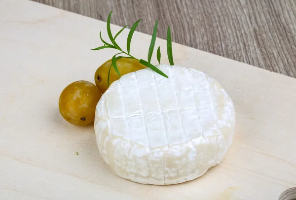 Brie peyniri — Stok fotoğraf