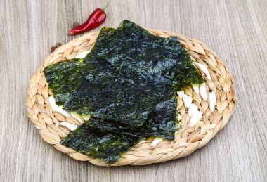 Nori deniz yosunu yaprak