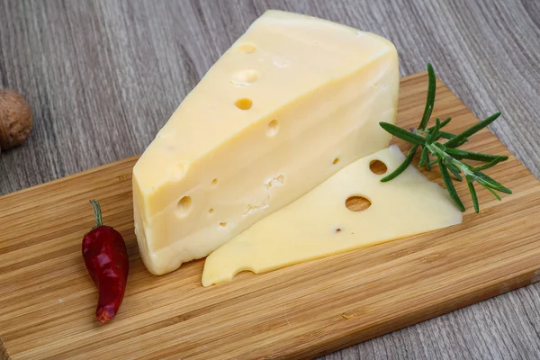 Желтый сыр — стоковое фото