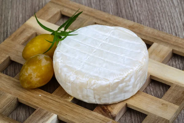 Τυρί Brie — Φωτογραφία Αρχείου