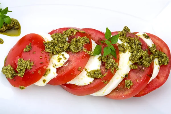 Caprese salad — Stock Photo, Image