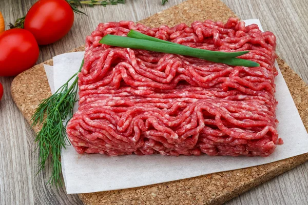 Syrové mleté maso — Stock fotografie