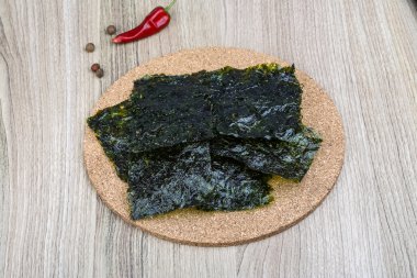 Nori deniz yosunu yaprak