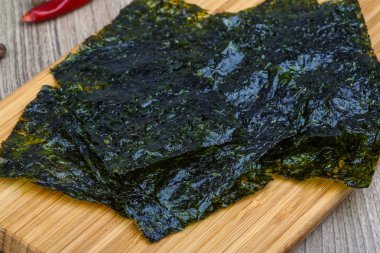 Nori deniz yosunu yaprak