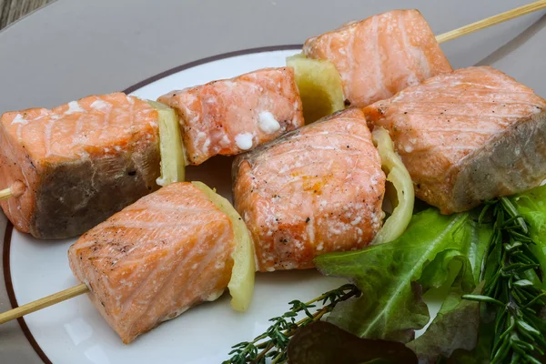 Spiedino di salmone — Foto Stock