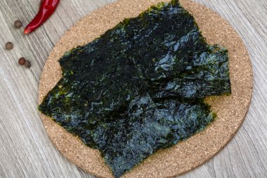 Nori deniz yosunu yaprak