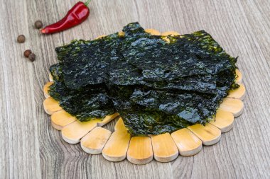 Nori deniz yosunu yaprak