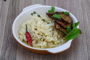 Patlıcan risotto