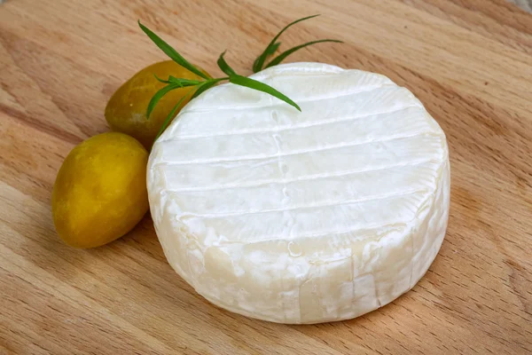 Brie-Käse — Stockfoto