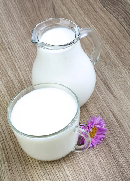 Latte freddo fresco — Foto Stock